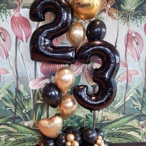 Alternative view of Showstuk Sint Maarten