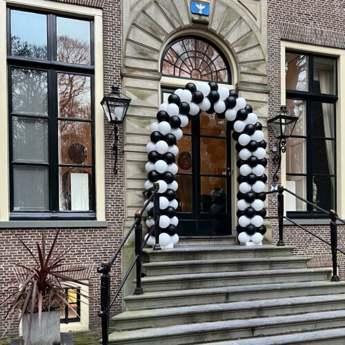 Alternative view of Medium Classic Ballonnenboog Gestapeld Zwart-wit